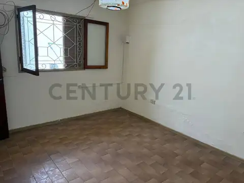 67 Entre 149 y 150 2600, Piso 0