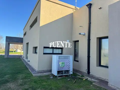 Casa en Alquiler de 3 dormitorios