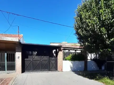 46 e/ 138 y 139 2100