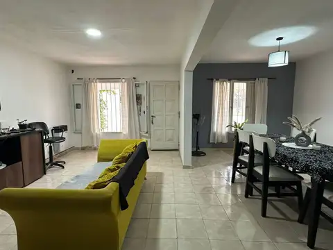 VENTA CASA PILAR 2 DORMITORIOS MTS YPF