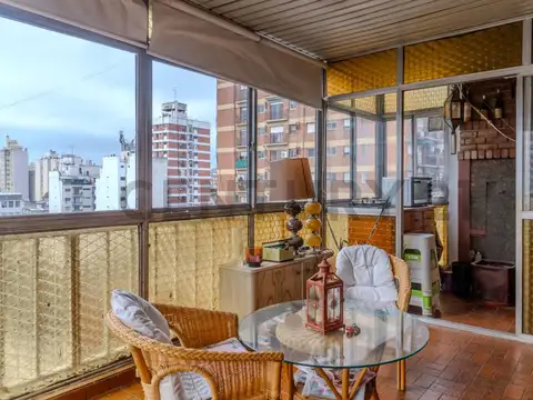 Valentín Gómez 3000, Piso 9° A