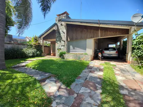Casa en Venta con 1 cochera