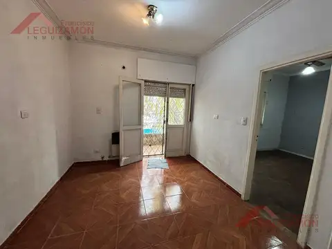 Depto Tipo Casa 4 ambientes con 1 baño