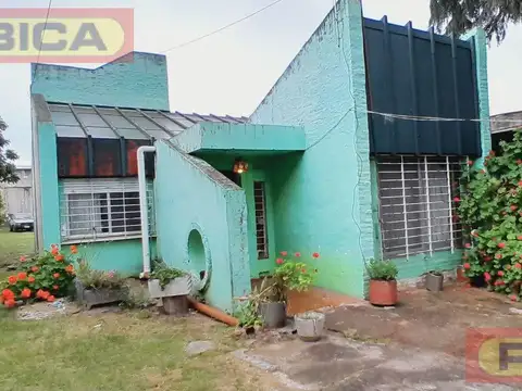 Casa a remodelar con gran terreno 500 mts2