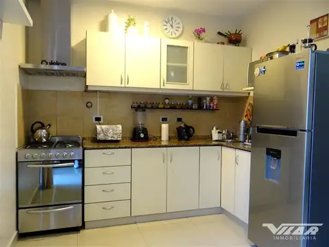 VENTA Duplex 4 amb c/ cochera, jardin y SUM  - Villa Martelli