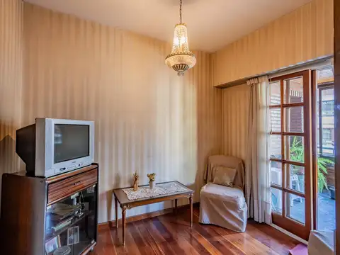 Departamento 5 ambientes con 3 baños