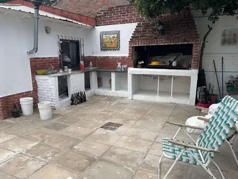 Alquiler Casa con pileta y quincho en Don Torcuato