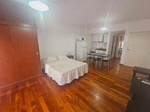 Agüero 2200, Piso 2