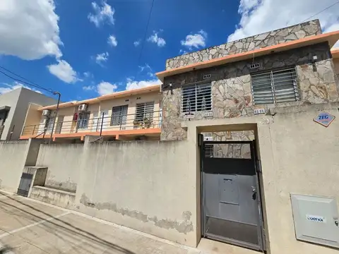 VENTA PH CON COCHERA EN BELLA VISTA