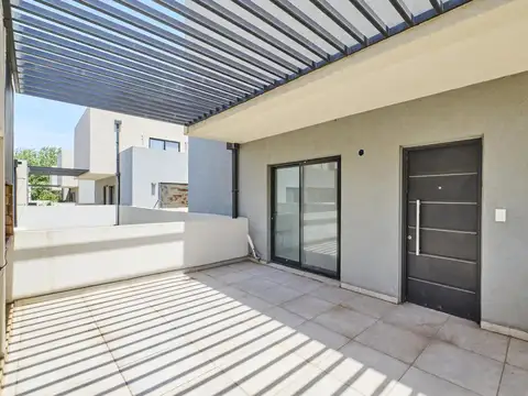 Depto Tipo Casa en Venta de 3 ambientes