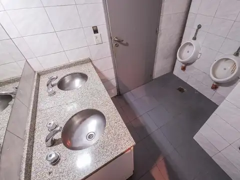 Oficina en Alquiler al Noreste