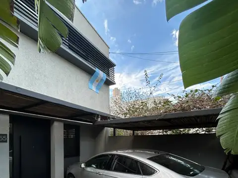 Depto Tipo Casa en Venta de 5 ambientes