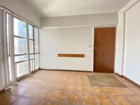 Oficina 4 ambientes con 2 baños