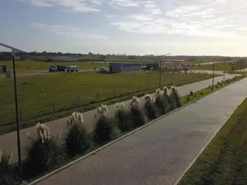 Terreno en Venta de 883,0 m2