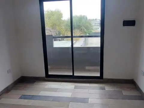 Depto Tipo Casa en Venta 2 años