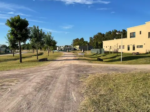 Terreno en  venta en Barrio Las Calandrias Cardales, Campana