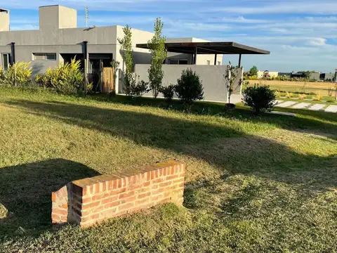 Terreno en  venta en Barrio Las Calandrias Cardales, Campana