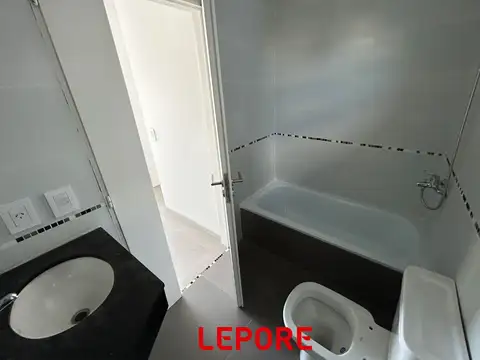 Departamento 2 ambientes con 2 baños