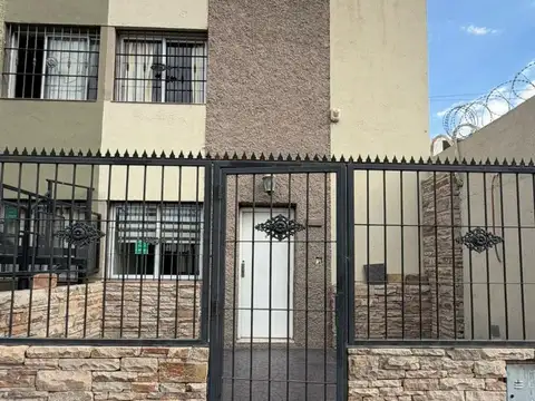 HERMOSA CASA EN GUAYMALLÉN