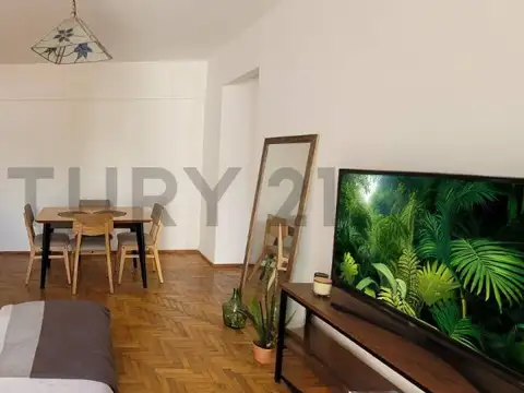 VENTA DEPARTAMENTO 2 AMBIENTES COLEGIALES LUMINOSO