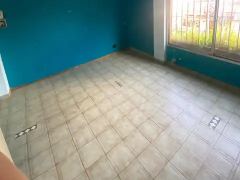 Depto Tipo Casa en Alquiler de 3 ambientes