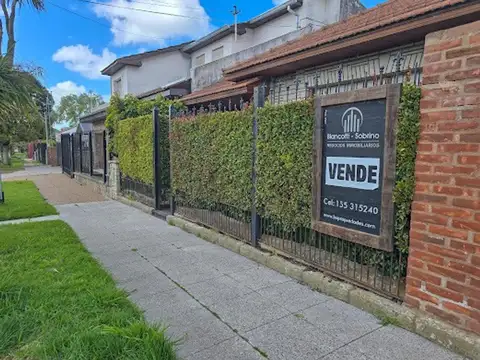 Venta Propiedad Chalet 4 amb. mas DTO 2 AMB