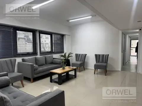 Oficina en Alquiler IMPLECABLE y Luminosa Ideal Consultorio Medico