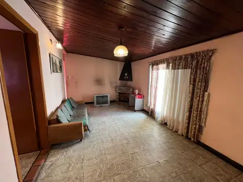 Depto Tipo Casa en Venta 50 años