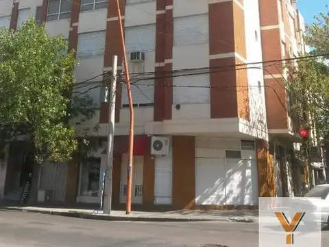 Departamento en venta - 3 dormitorios 2 baños - 75mts2 - Bahia Blanca