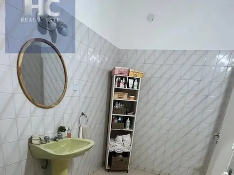 Depto Tipo Casa en Venta en Temperley, USD 65.000