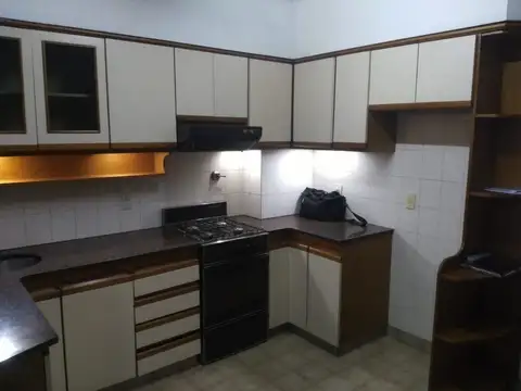 Depto Tipo Casa en Alquiler al Noreste