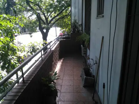 Depto Tipo Casa en Alquiler de 3 dormitorios