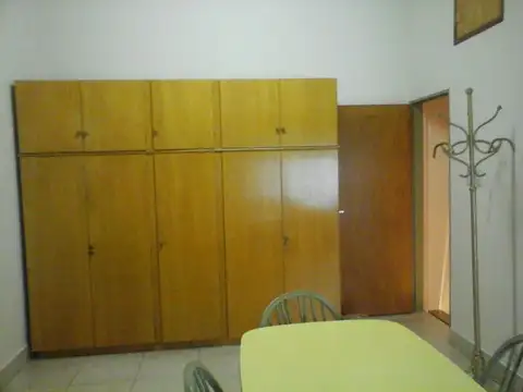 3 de febrero 3235