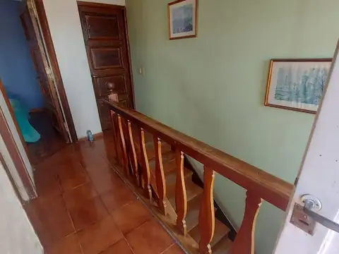 CASA MULTIFAMILIAR 5 AMBIENTES VENTA PADUA PERMUTA