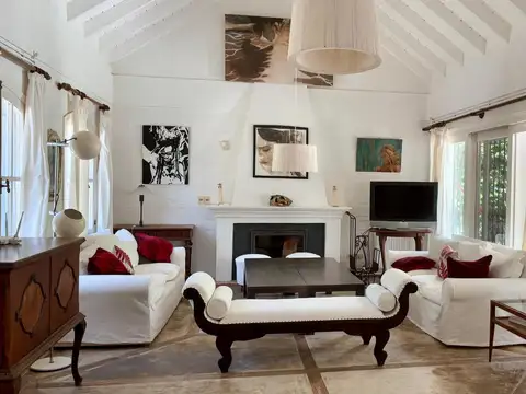 Casa venta La Barra 4 dormitorios + dependencia