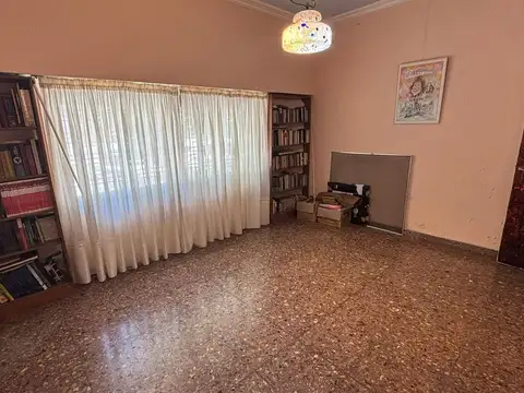 Depto Tipo Casa en Venta 68 años