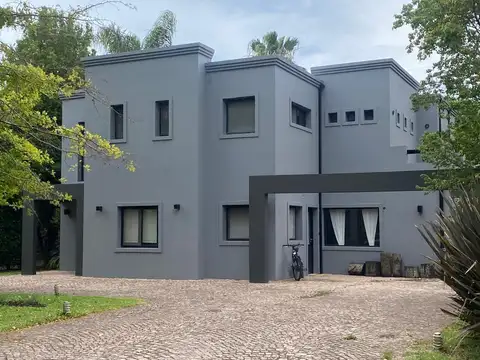 Casa en venta en Barrio La Peregrina, Pilar, GBA Norte - 4 ambientes