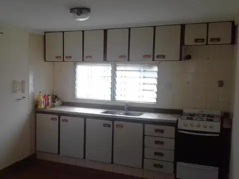 Depto Tipo Casa en Venta con 1 cocheras