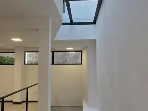 Oficina 2 ambientes con 1 baño