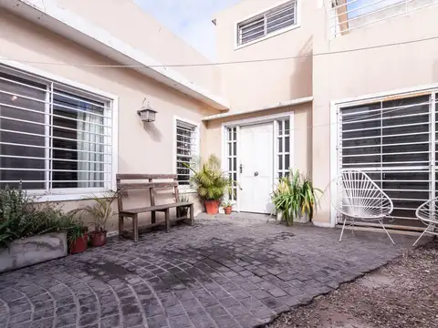 Depto Tipo Casa en Venta de 2 ambientes