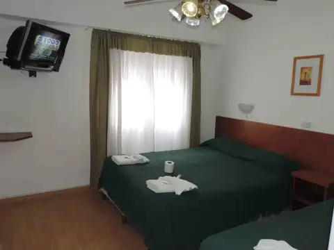 HOTEL 3 ESTRELLAS