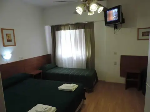 HOTEL 3 ESTRELLAS