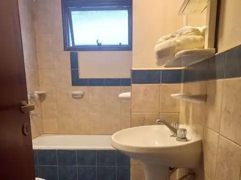 DEPTO VENTA LUMINOSO CON BALCÓN², 2D, MACROCENTRO