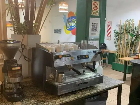 Local en Venta 96 años