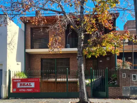 Venta Hermoso Chalet en Martinez