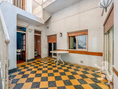 PH A REFACCIONAR - VENTA - 4 AMBIENTES - TERRAZA - PATIO - VILLA ORTUZAR