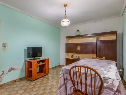 Depto Tipo Casa en Venta en Villa Ortuzar, USD 200.000