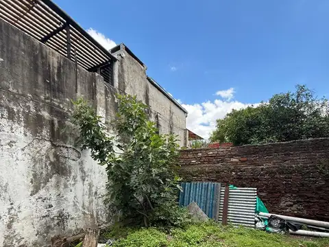 Casa 4 ambientes con 1 baño