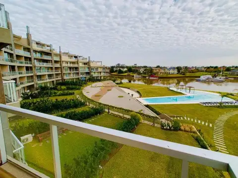 Departamento 3 ambientes con 2 baños