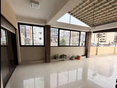 Departamento en Alquiler en Barrio España y Hospitales, $ 1.500.000